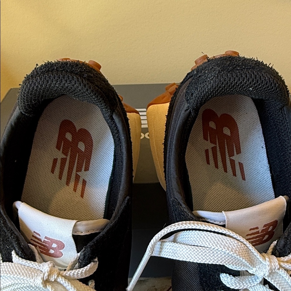 👟 New Balance Women’s 327 Sneakers - Picture 6 of 11
